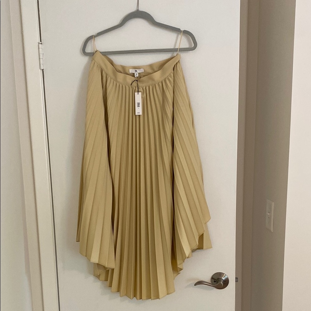 Banana Republic Tan Pleated Midi Skirt A-Line Resort
